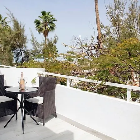Gabrielle Apartment, *